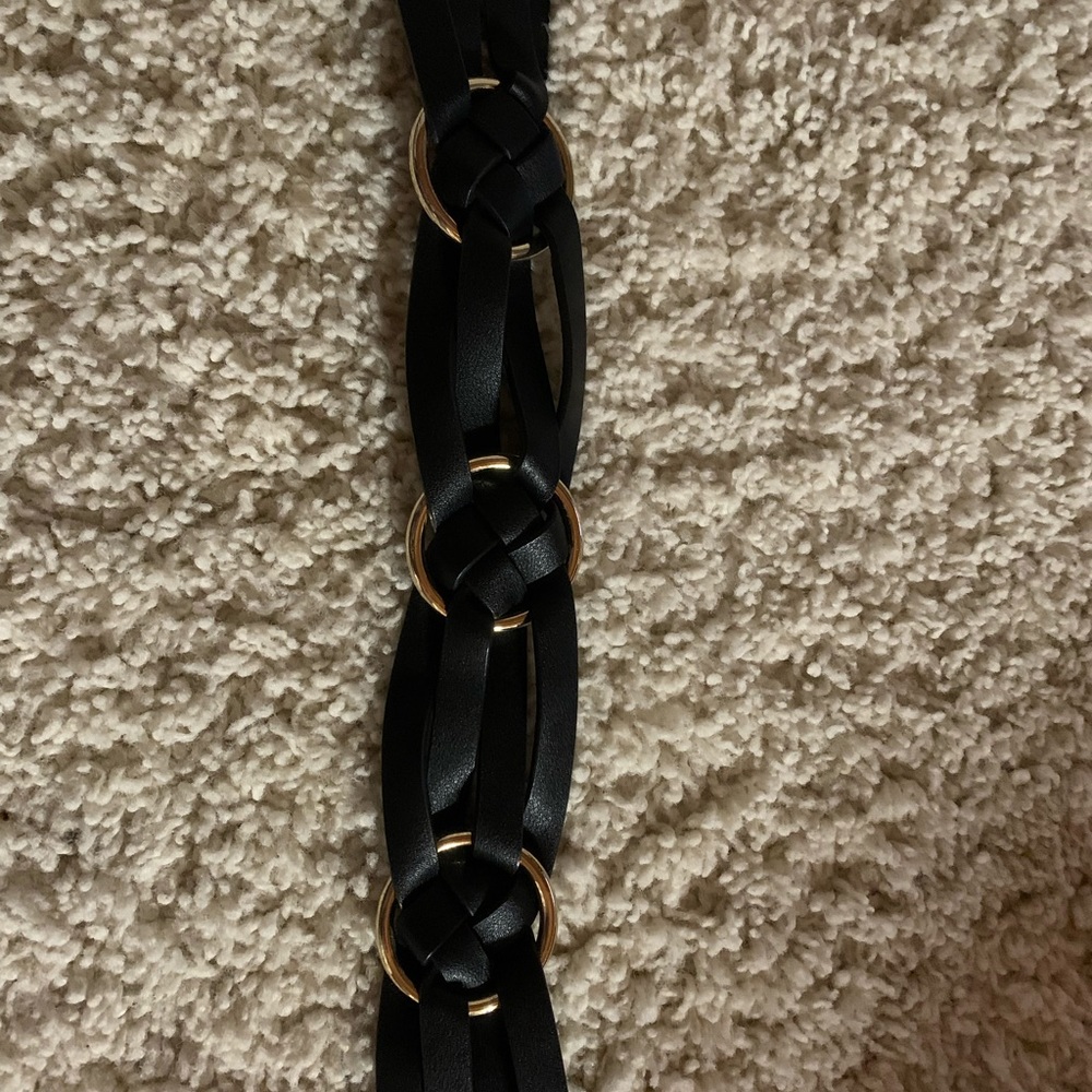 Bebe belt braided with gold rings with snaps